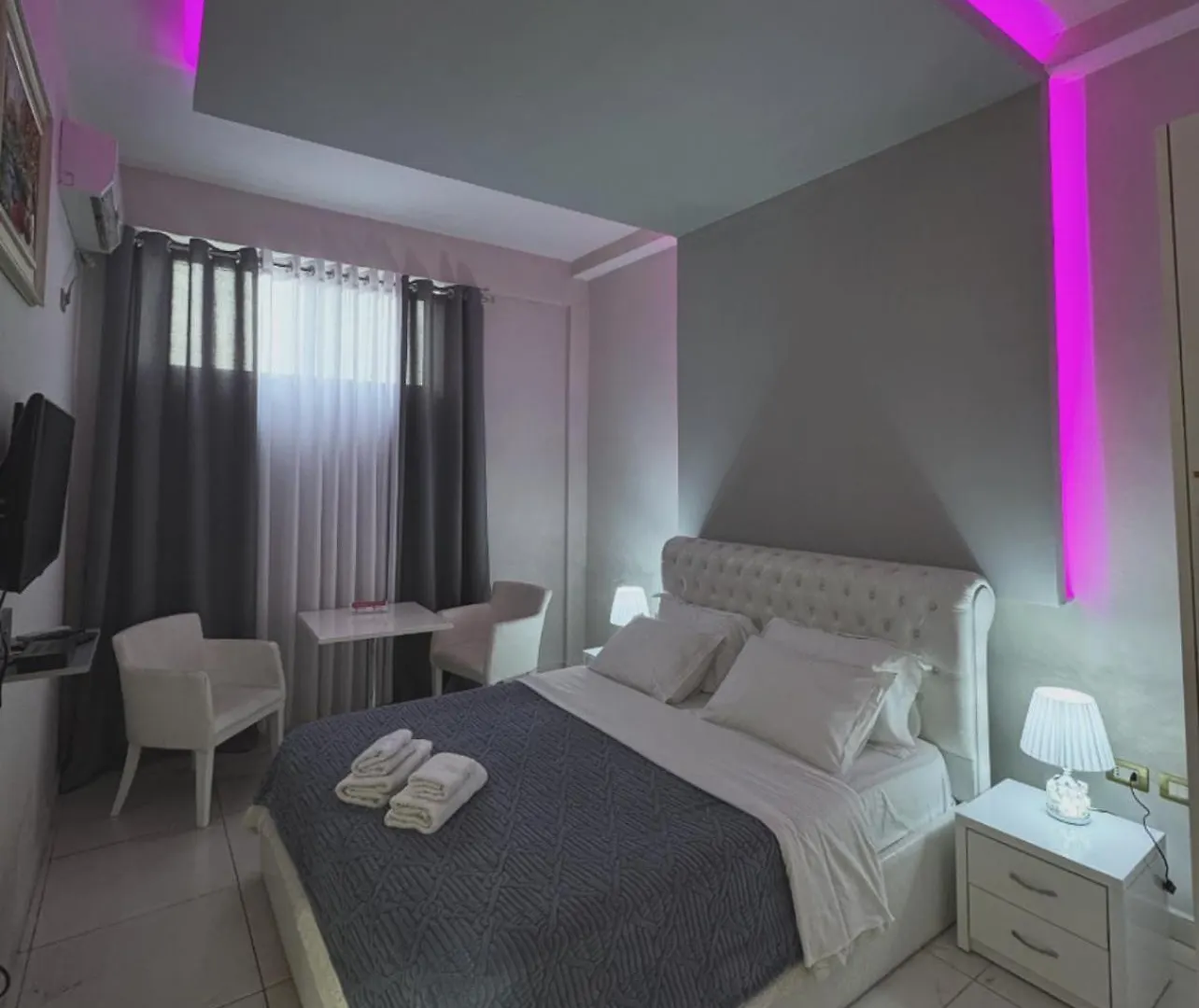 Grand Hotel Gjyshi Qerek