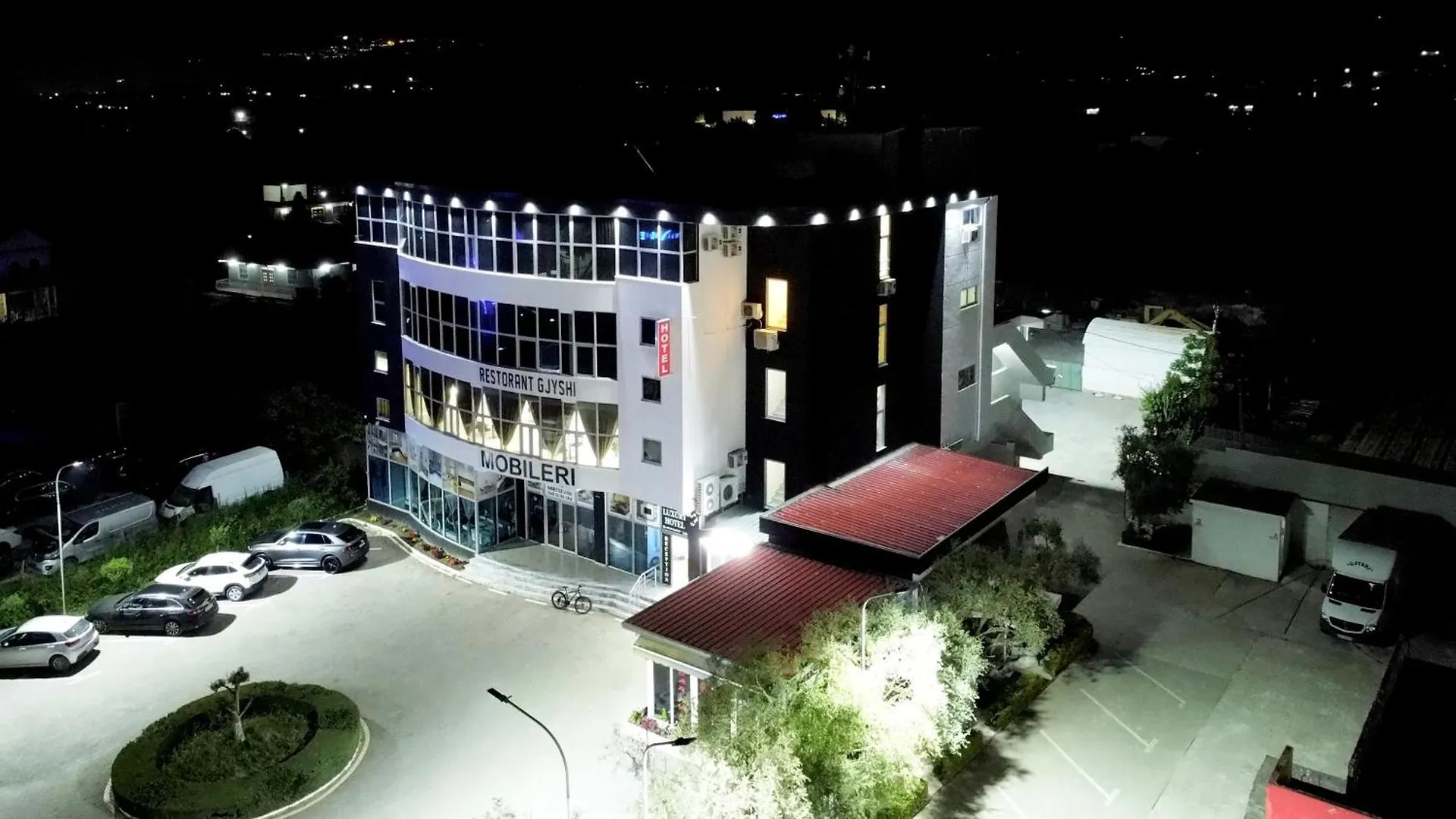 Grand Hotel Gjyshi Qerek